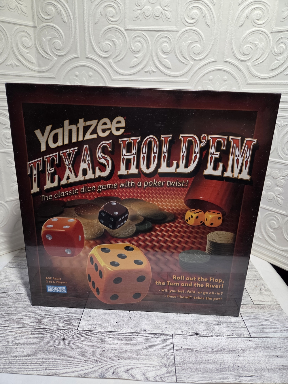 Yahtzee Texas Hold'Em Dice Game - Red/Orange